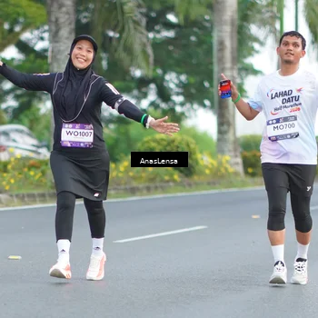 Runner Photo 7737453