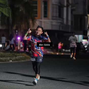 Runner Photo 7737456