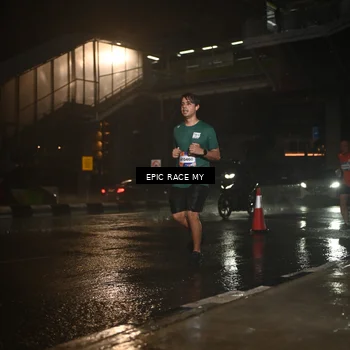 Runner Photo 7737473