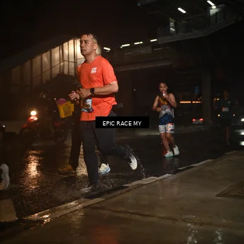 Runner Photo 7737478