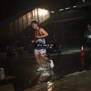 Runner Photo 7737483