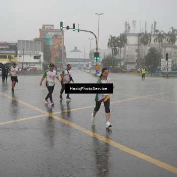 Runner Photo 7737489