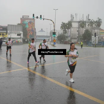 Runner Photo 7737492