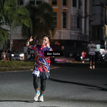 Runner Photo 7737499
