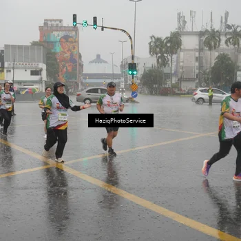Runner Photo 7737514