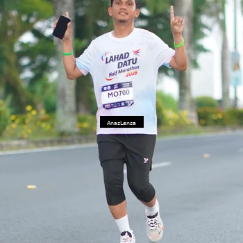 Runner Photo 7737518