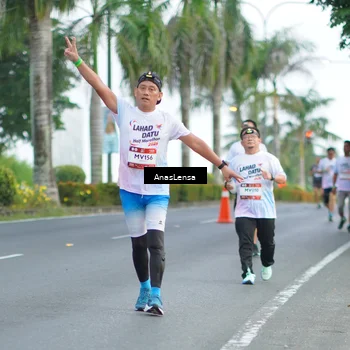 Runner Photo 7737527