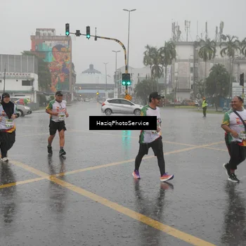 Runner Photo 7737528