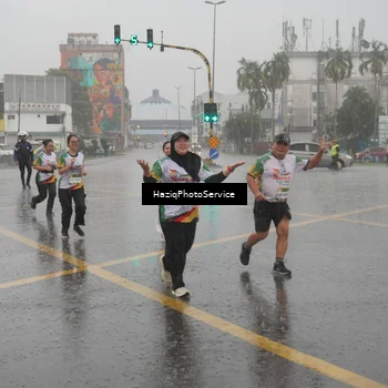 Runner Photo 7737552