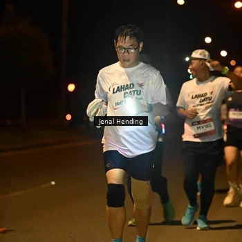 Runner Photo 7737554
