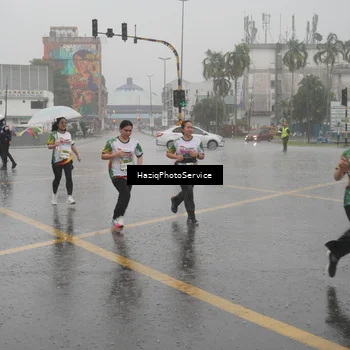 Runner Photo 7737562