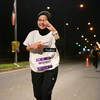Runner Photo 7737566