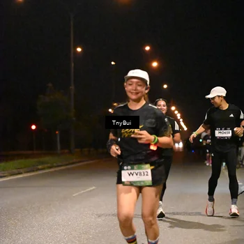 Runner Photo 7737569