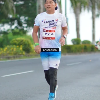 Runner Photo 7737588