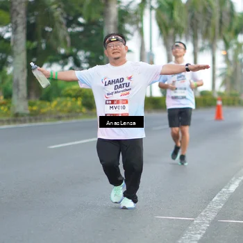 Runner Photo 7737589