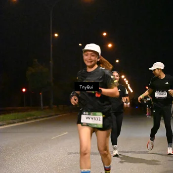 Runner Photo 7737597