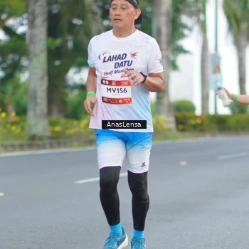 Runner Photo 7737603