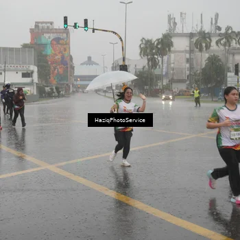 Runner Photo 7737614