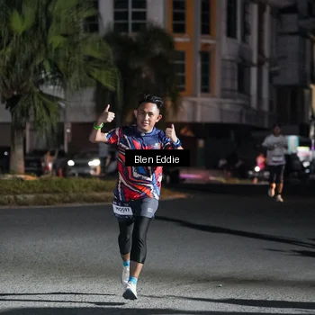 Runner Photo 7737625