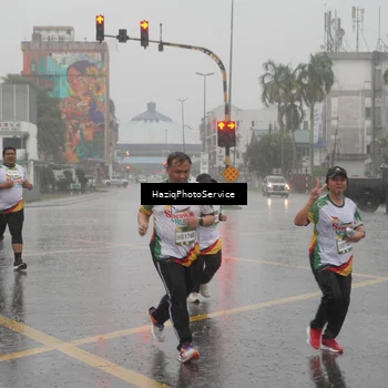 Runner Photo 7737644