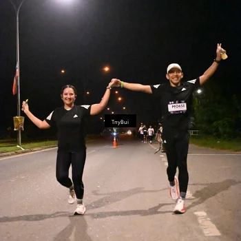 Runner Photo 7737651