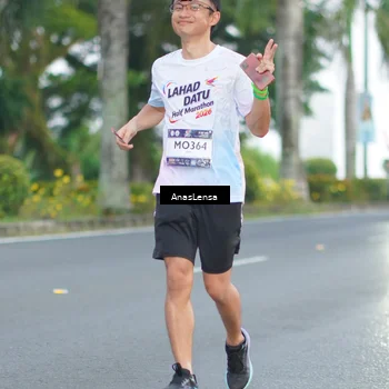Runner Photo 7737656