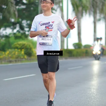 Runner Photo 7737658