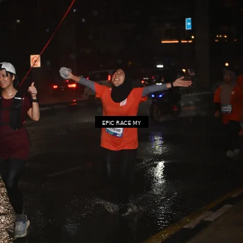 Runner Photo 7737668