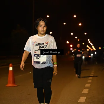 Runner Photo 7737673