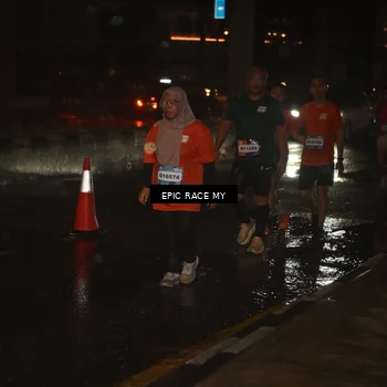Runner Photo 7737678