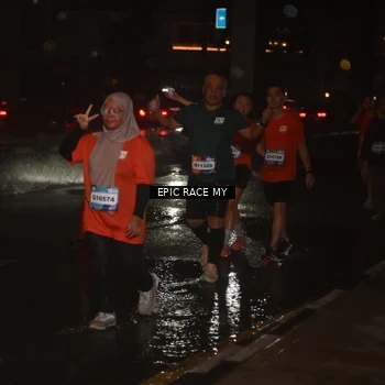 Runner Photo 7737684