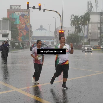 Runner Photo 7737686