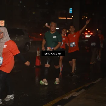 Runner Photo 7737695