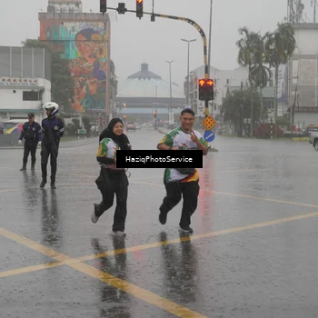 Runner Photo 7737701
