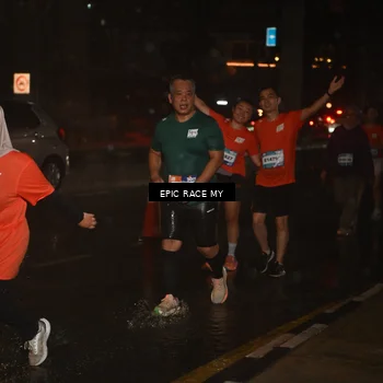 Runner Photo 7737703