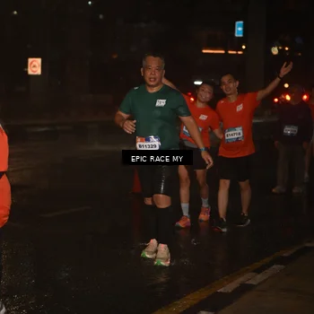 Runner Photo 7737707