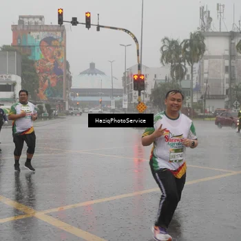 Runner Photo 7737734