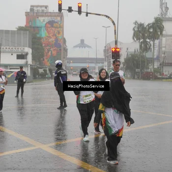 Runner Photo 7737743