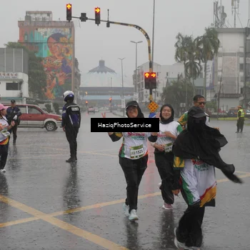 Runner Photo 7737761