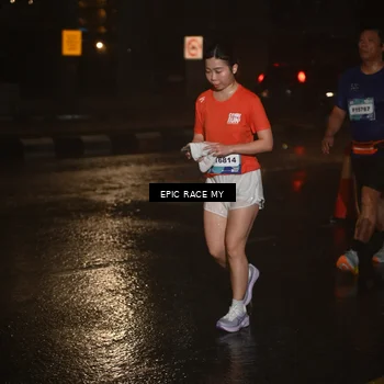 Runner Photo 7737767