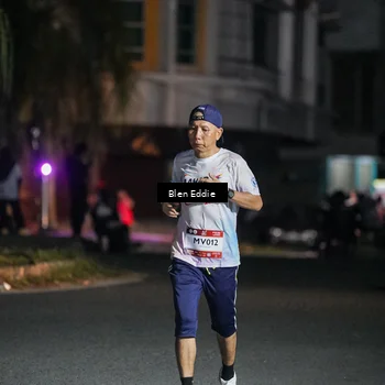 Runner Photo 7737774