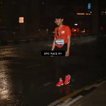 Runner Photo 7737787
