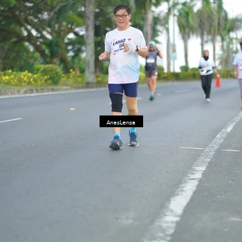 Runner Photo 7737791