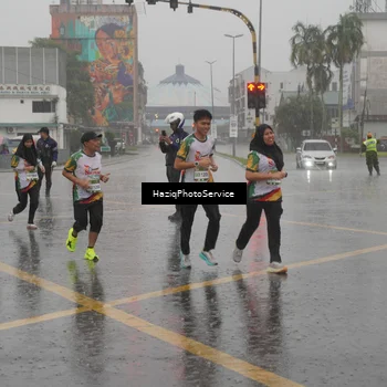 Runner Photo 7737795