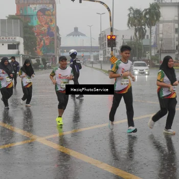 Runner Photo 7737814
