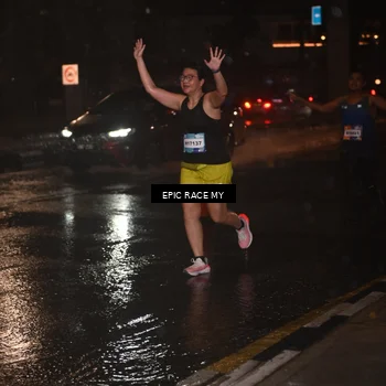 Runner Photo 7737815