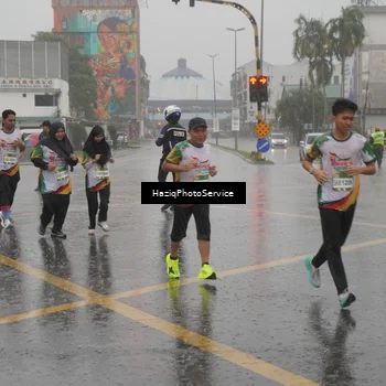 Runner Photo 7737823