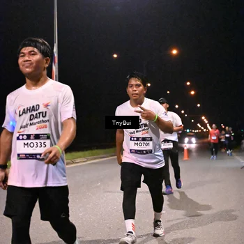 Runner Photo 7737830