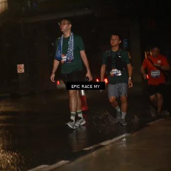 Runner Photo 7737846