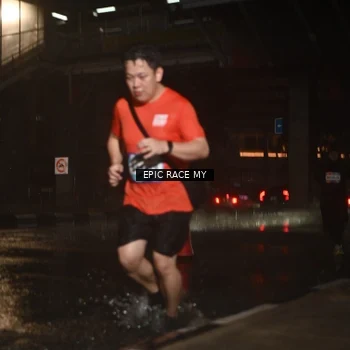 Runner Photo 7737853